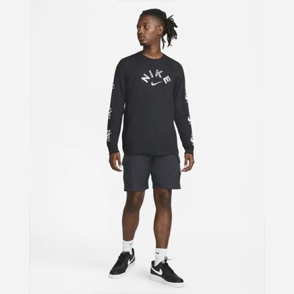 Nike Men’s Sportswear Long Sleeve T-Shirt - Picture 3 of 7